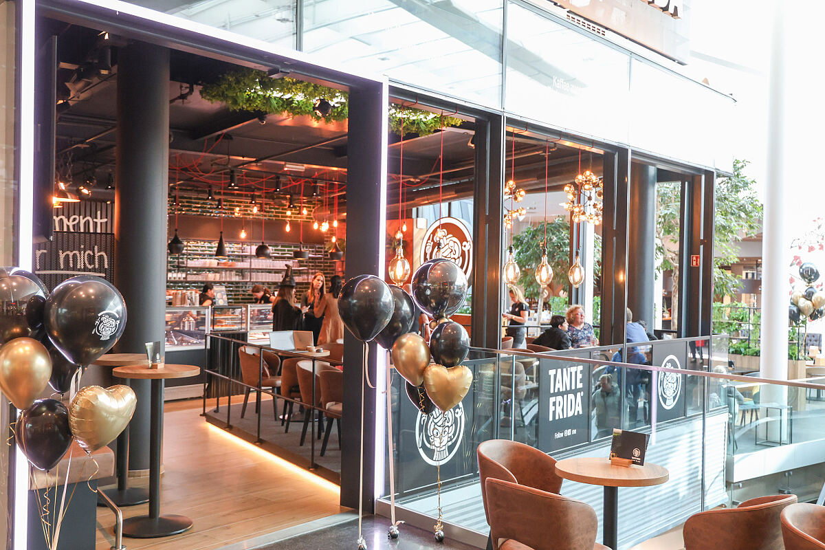 Bild 2_Tante Frida ist der neue Hotspot für Schoko- und Tortenliebhaberinnen