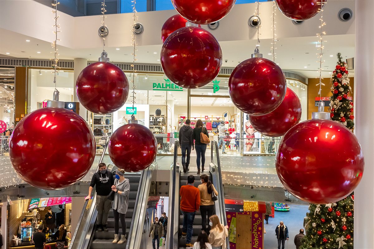 Bild 2_Weihnachtliche Shopping-Mall